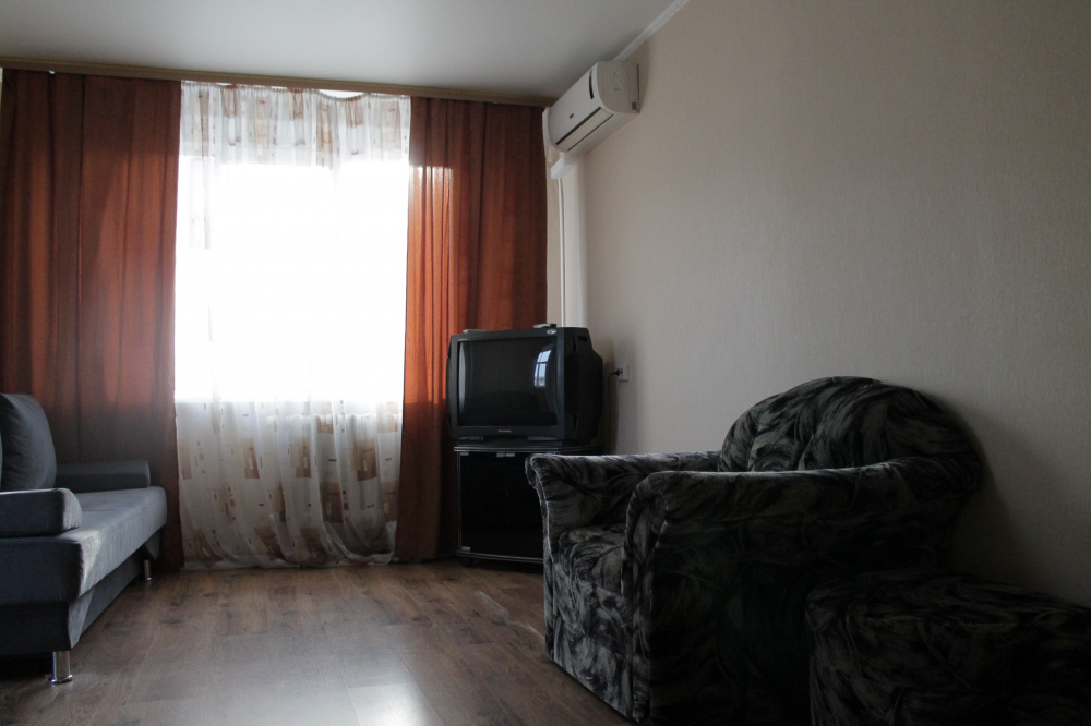 2х-комнатная квартира Красных Зорь 2 в Тюмени - фото 4