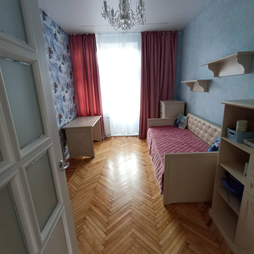 3х-комнатная квартира Стачек 59 в Санкт-Петербурге - фото 5