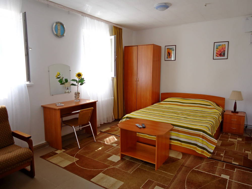 "Амалия" мини-гостиница в Учкуевке (Севастополь) - фото 3