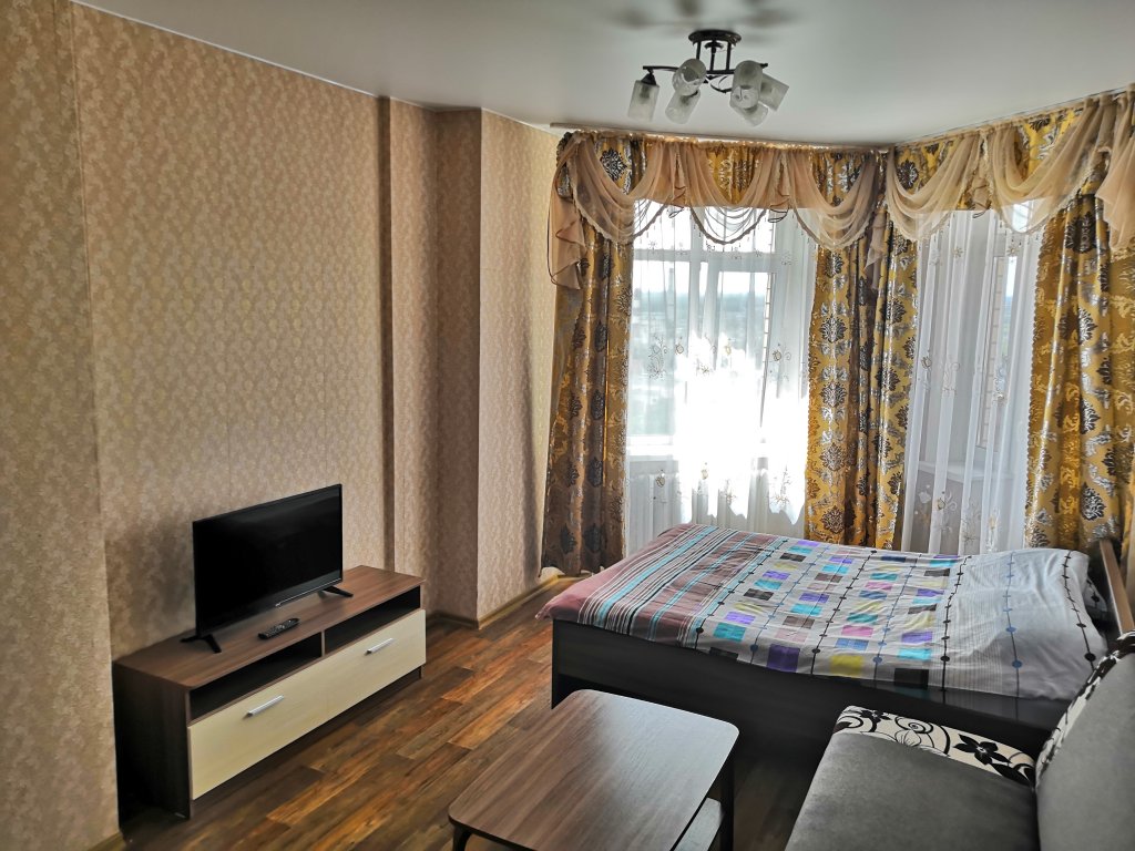 "Высотка" 1-комнатная квартира в Пскове - фото 6