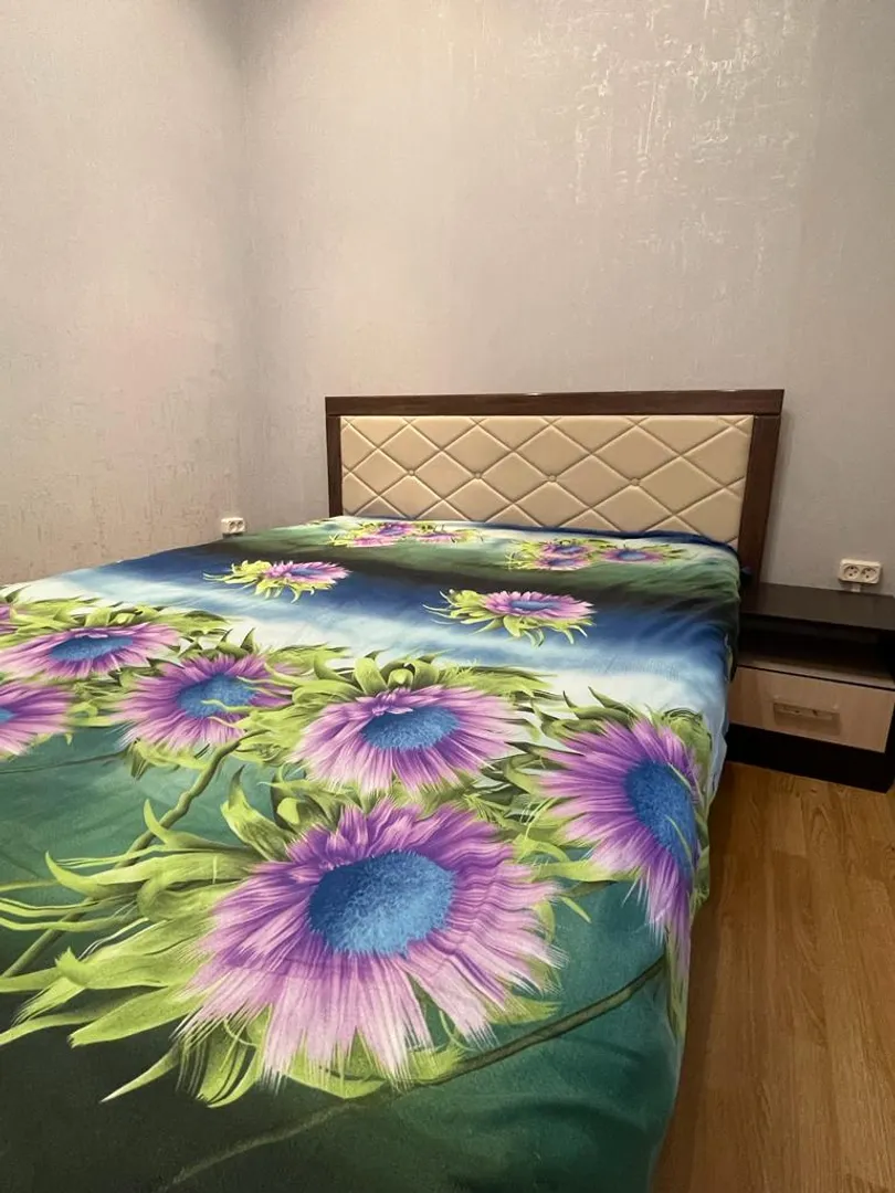 "Просторная с зоной отдыха" 2х-комнатная квартира в Котово - фото 1