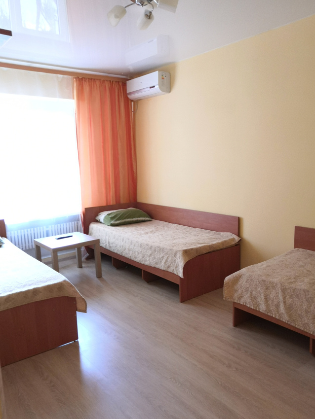 "Солнышко" комнаты в 2х-комнатной квартире в Краснодаре - фото 1