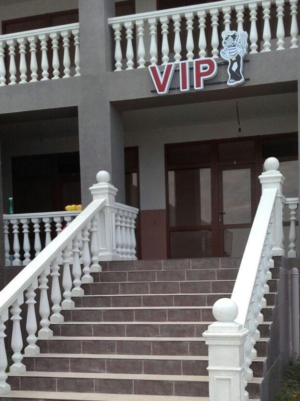 "VIP" база отдыха в с. Инчхе (Избербаш) - фото 1