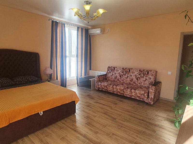 2х-комнатная квартира Черноморская набережная 1-К в Феодосии - фото 2