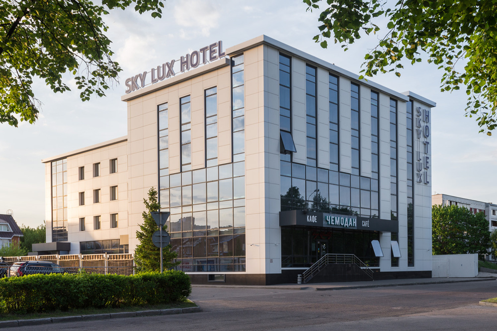 "Sky Lux Hotel" отель в Набережных Челнах - фото 1