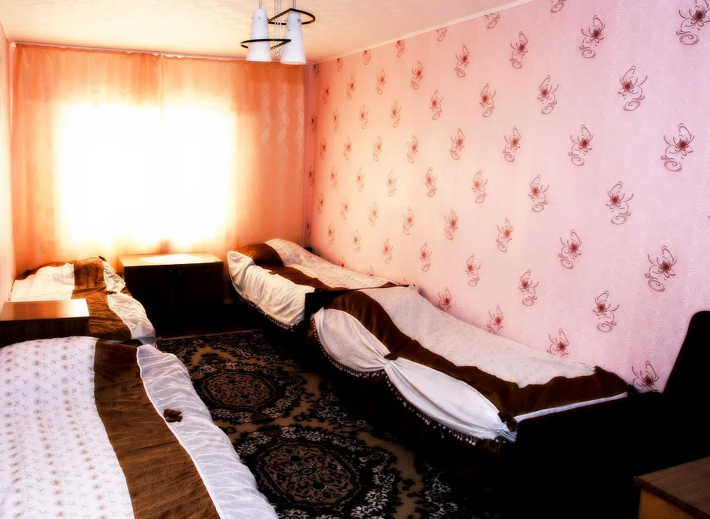 "Юрта" мини-гостиница в Губкинском - фото 1