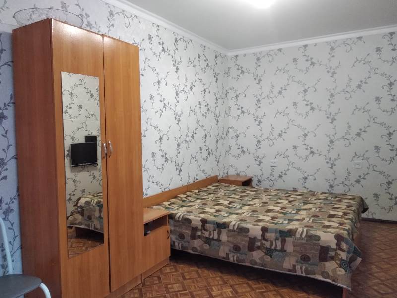 Уютные комнаты в 3х-комнатной квартире Рыбзаводская 81 кв 48 в Лдзаа (Пицунда) - фото 6