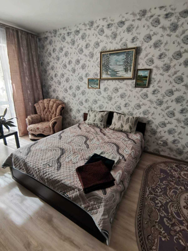 "В Центре города" 1-комнатная квартира в Ханты-Мансийске - фото 1