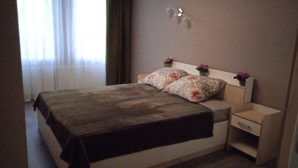 "Уютная на Лазаревской" 1-комнатная квартира в Зеленоградске - фото 1