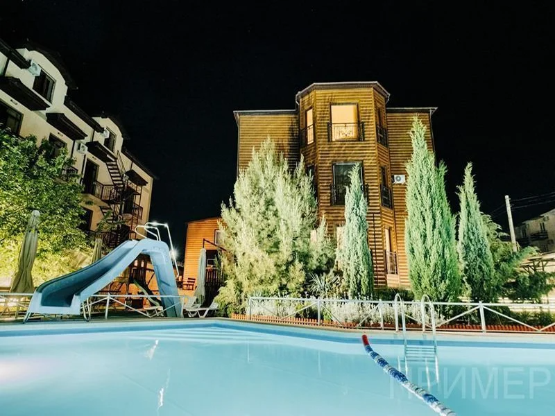 "Самотлорские ночи" гостевой дом в Дивноморском - фото 1