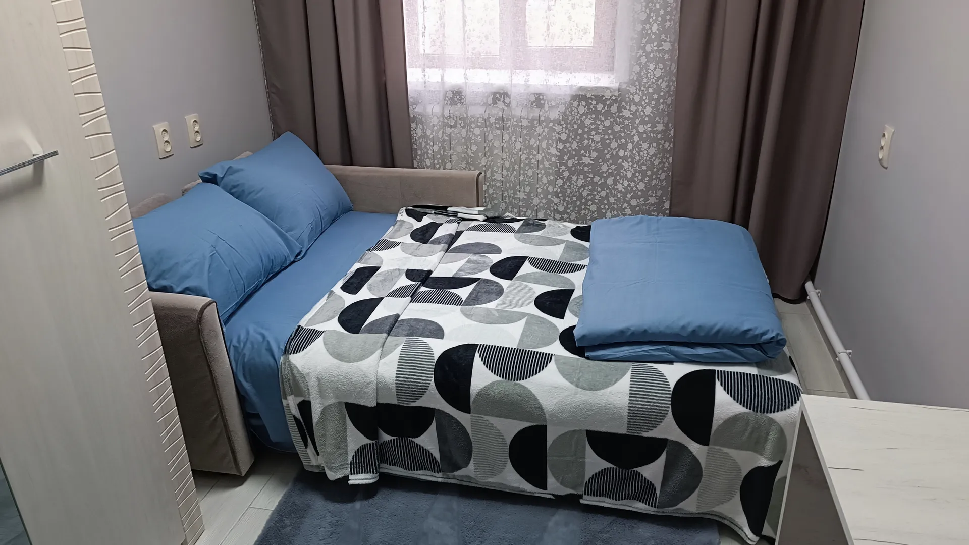 "Уютная" 2х-комнатная квартира в Камышлове - фото 1