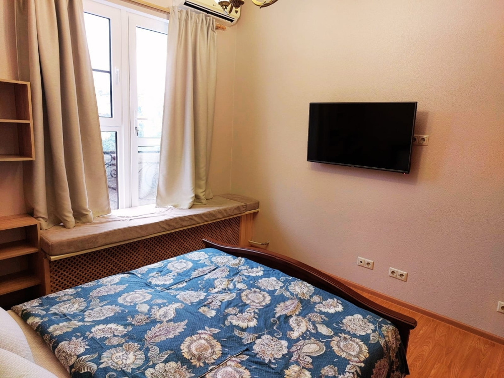 1-комнатная квартира Плеханова 1А в Сочи - фото 4