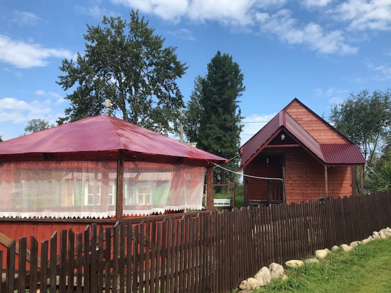 "Красная Изба" гостевой дом в Байкальске - фото 1