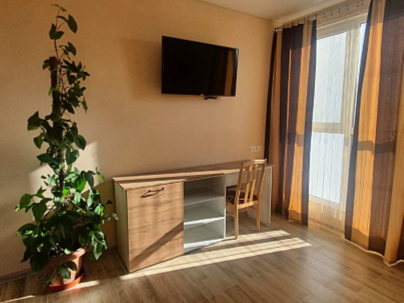 2х-комнатная квартира Черноморская набережная 1-К в Феодосии - фото 3