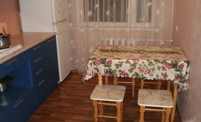 2-комнатная квартира 1-й микрорайон 8 в Щёлкино - фото 2