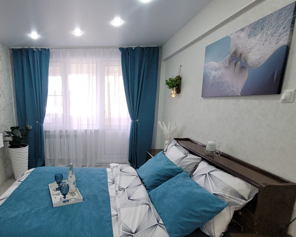 "Восхитительный вид на горы" 1-комнатная квартира в Байкальске - фото 1