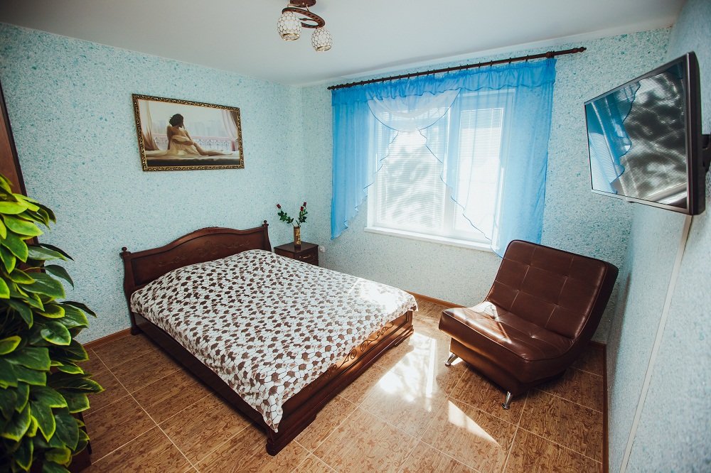 "Жилье Люкс" мини-гостиница в Алексеевке - фото 1