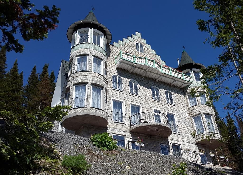 "Замок Эдельвейс" отель в Шерегеше - фото 14