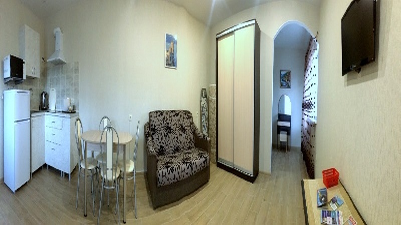 "Апартаменты в частном доме" 2х-комнатная квартира в Севастополе - фото 9