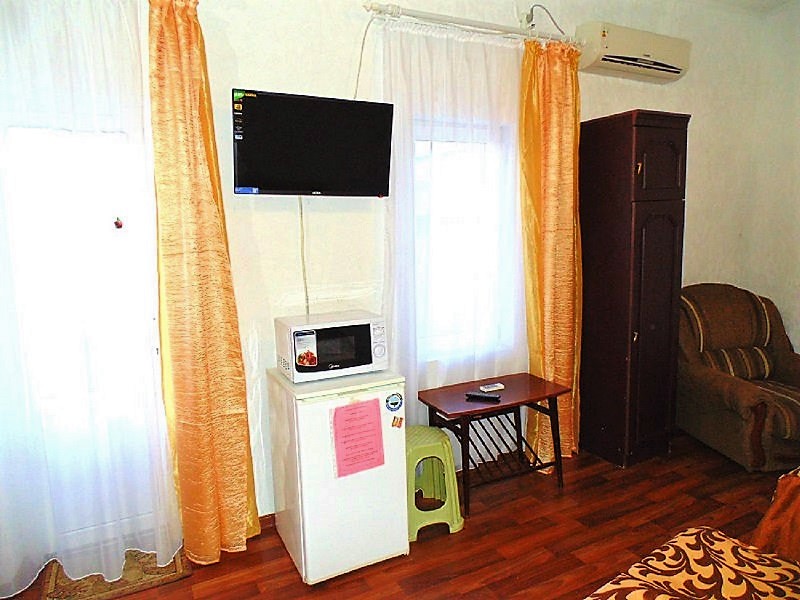 1-комнатная квартира на земле Назаровская 7 кв 5 в Евпатории - фото 8
