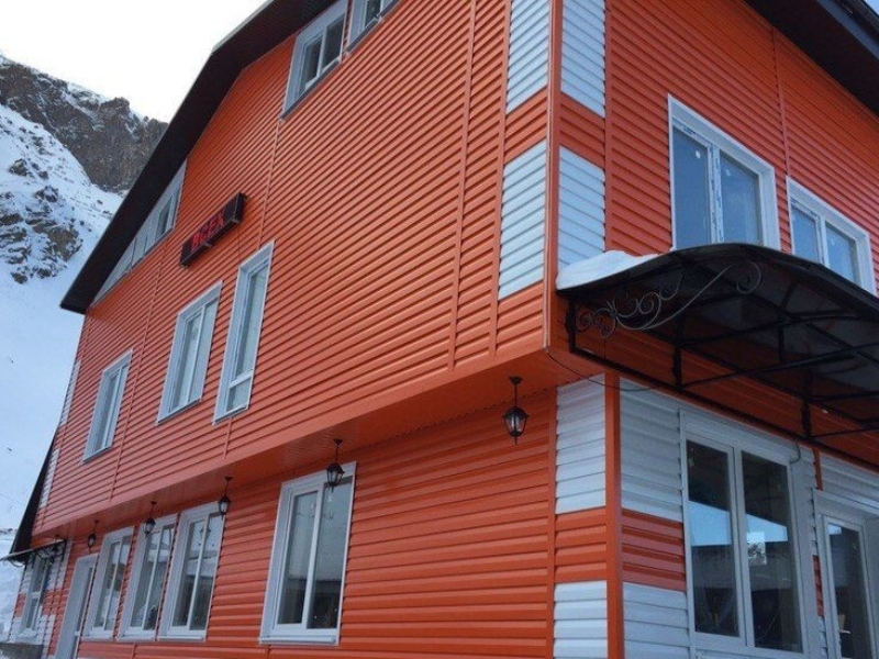 "Нурель" гостиница в Терсколе - фото 1