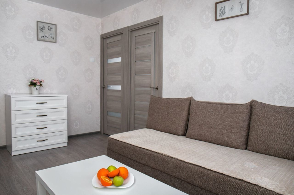 "Уютная с новым ремонтом" 1-комнатная квартира в Пскове - фото 10