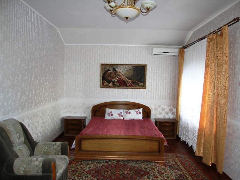 "Дмитриевская" гостиница в Волжском - фото 1