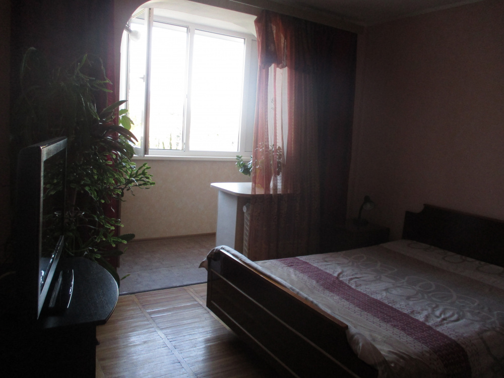 3х-комнатная квартира Подвойского 9 кв 100 в Гурзуфе - фото 6