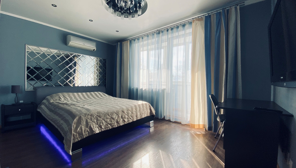 "InnHome Apartments на Российской 167" 1-комнатная квартира в Челябинске - фото 1