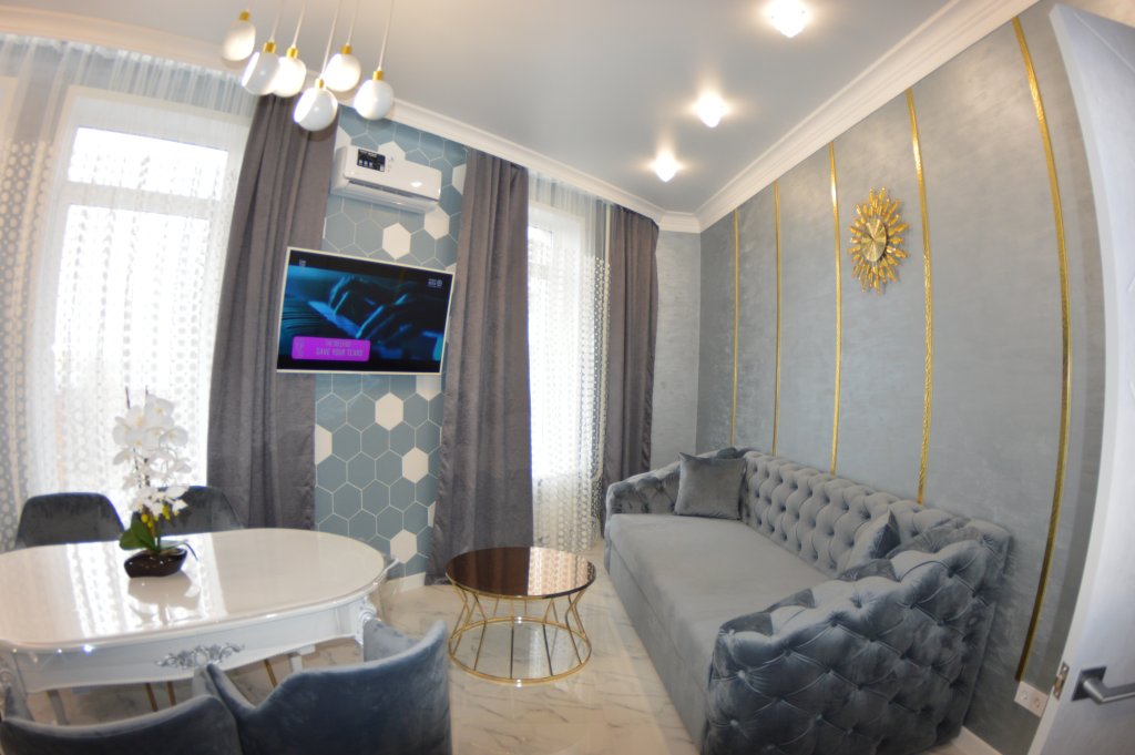 "Евротрешка на Крайнова" 3х-комнатная квартира во Владимире - фото 1