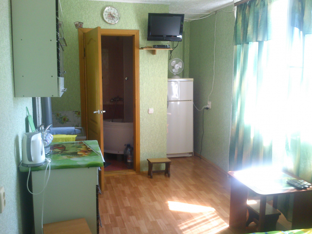 1-комнатная квартира Больничный 3 в Орджоникидзе (Феодосия) - фото 1