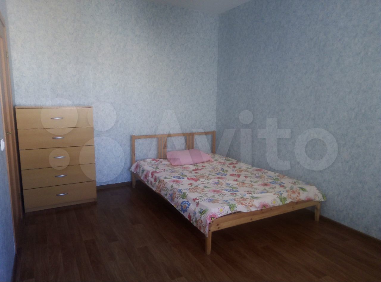 3х-комнатная квартира Малиновского 12 в Всеволожске - фото 1