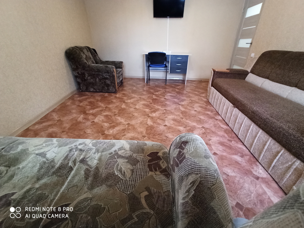 2х-комнатная квартира Революции 55 в Евпатории - фото 4