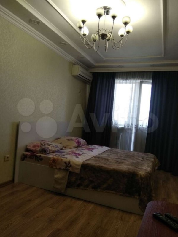 1-комнатная квартира Севастопольская 32 в Симферополе - фото 1