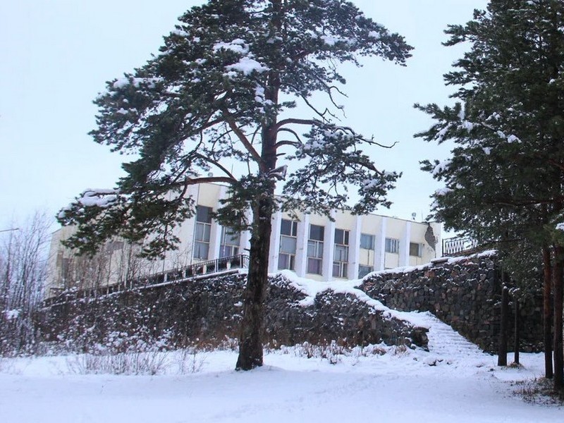 Гостиница Высокий 1 в п. Высокий (Оленегорск) - фото 1