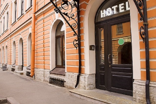 "Yellow Hotel" мини-отель в Санкт-Петербурге - фото 1