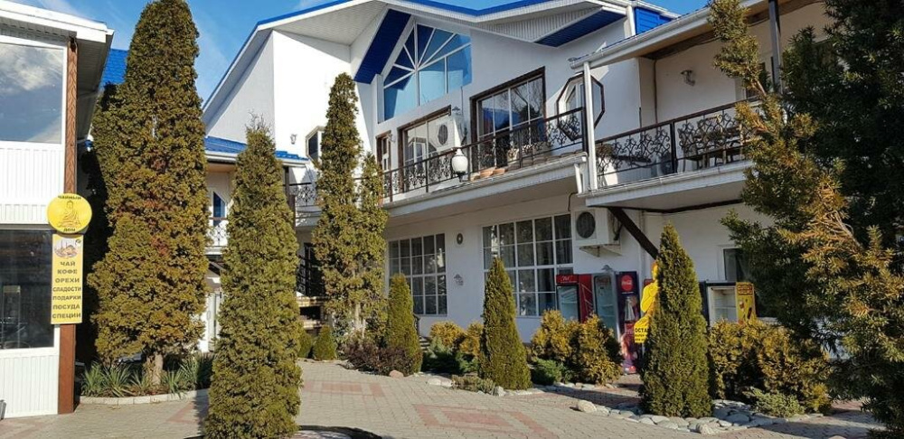 "Ливадия" гостиничный комплекс в Ростове-на-Дону - фото 1