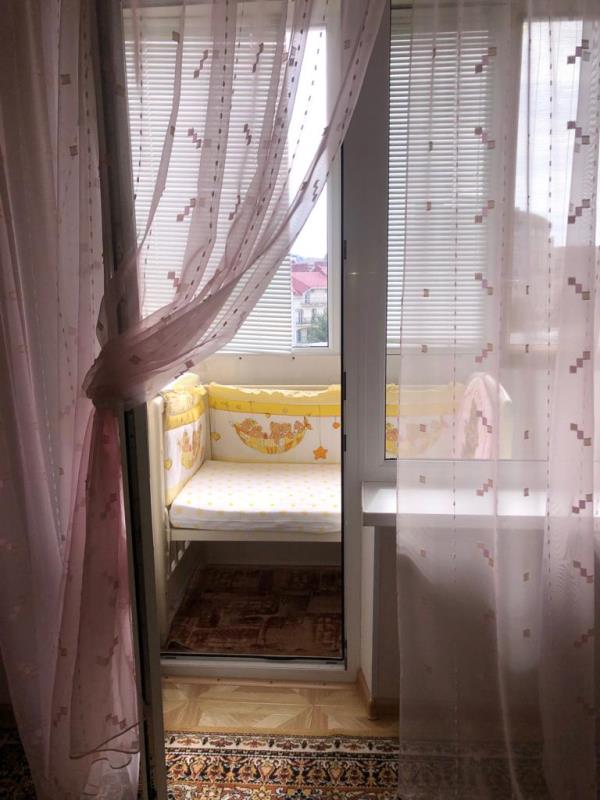 "С живыми цветами на открытой лоджии" 2х-комнатная квартира в Анапе - фото 24