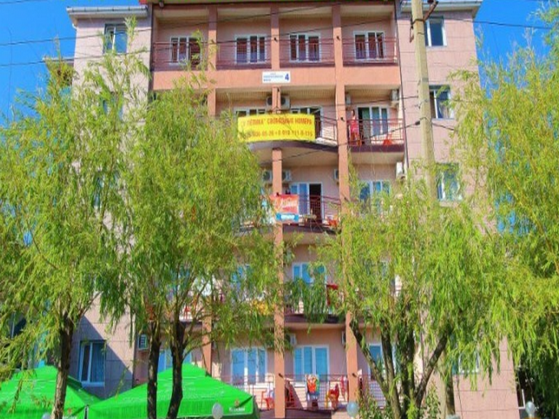 "Адмирал" гостиница в Лермонтово - фото 1