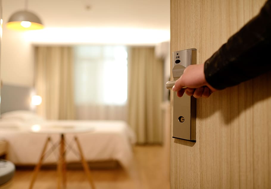 hotel-guest-room-new-door.jpg