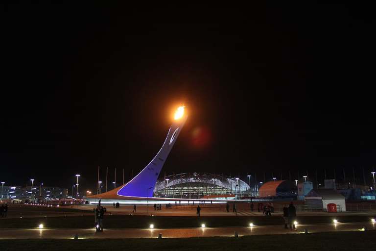 sochi-the-olympic-flame-torch-olympic-park.jpg