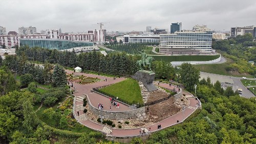 Памятник Салавату Юлаеву - главный экскурсионный объект