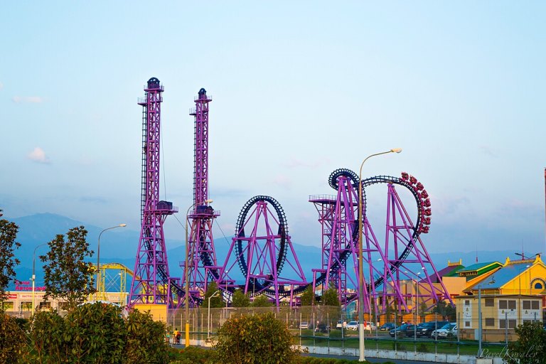 1083px-Sochi_Park1.jpg