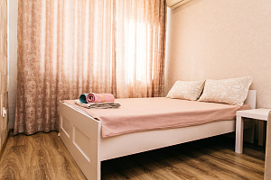 Квартиры Краснодара 3-комнатные, "Уютная Недалеко от Парка" 2х-комнатная 3х-комнатная