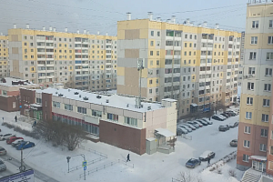 Гостиницы Магнитогорска рядом с аэропортом, "Просторная на Жукова" 1-комнатная у аэропорта - раннее бронирование