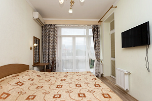 Отели Алушты с видом на море, 2х-комнатная Ленина 26 эт 8 с видом на море