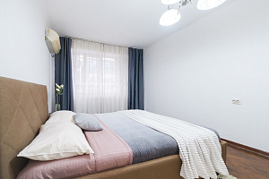 2х-комнатная квартира Роз 82 эт 1