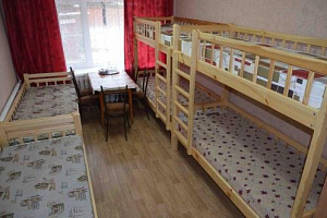 Гостиницы Волгоградской области у парка, "5 комнат" у парка - раннее бронирование