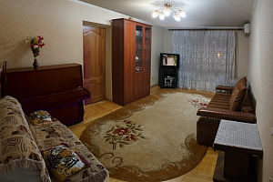 Квартиры Ростовской области у парка, 2х-комнатная Борко 3 у парка