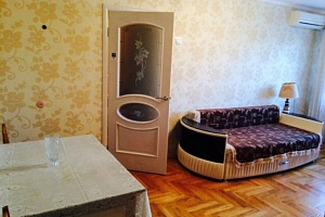 2х-комнатная квартира Грибоедова 21 в Геленджике фото 4